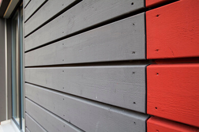 Fassade rot grau
